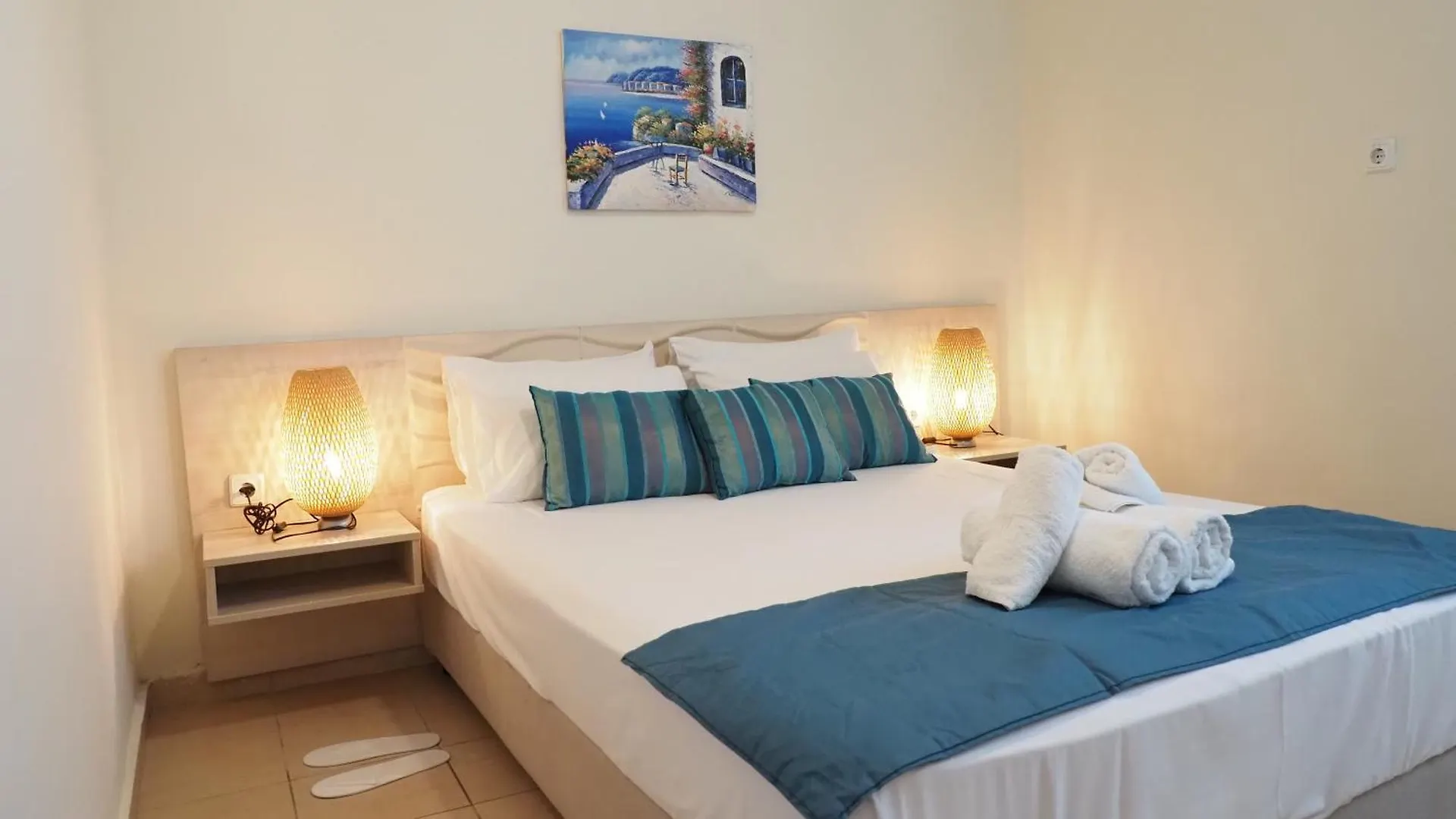 Leonidas Apartments And Suites Μόλα Καλύβα Ξενοδοχείο με διαμερίσματα