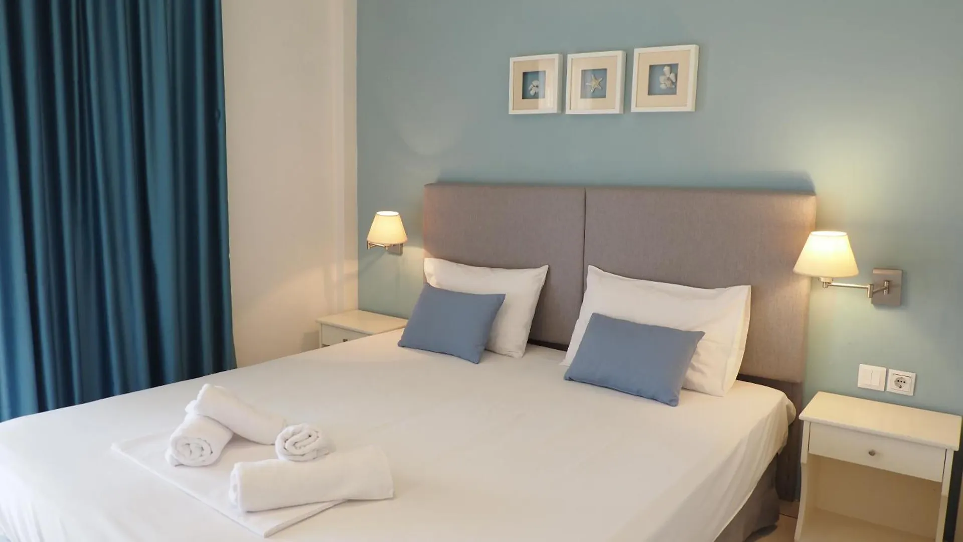 Leonidas Apartments And Suites Mola Kalyva 0*,