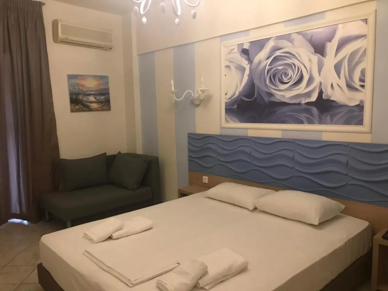 Leonidas Apartments And Suites Mola Kalyva