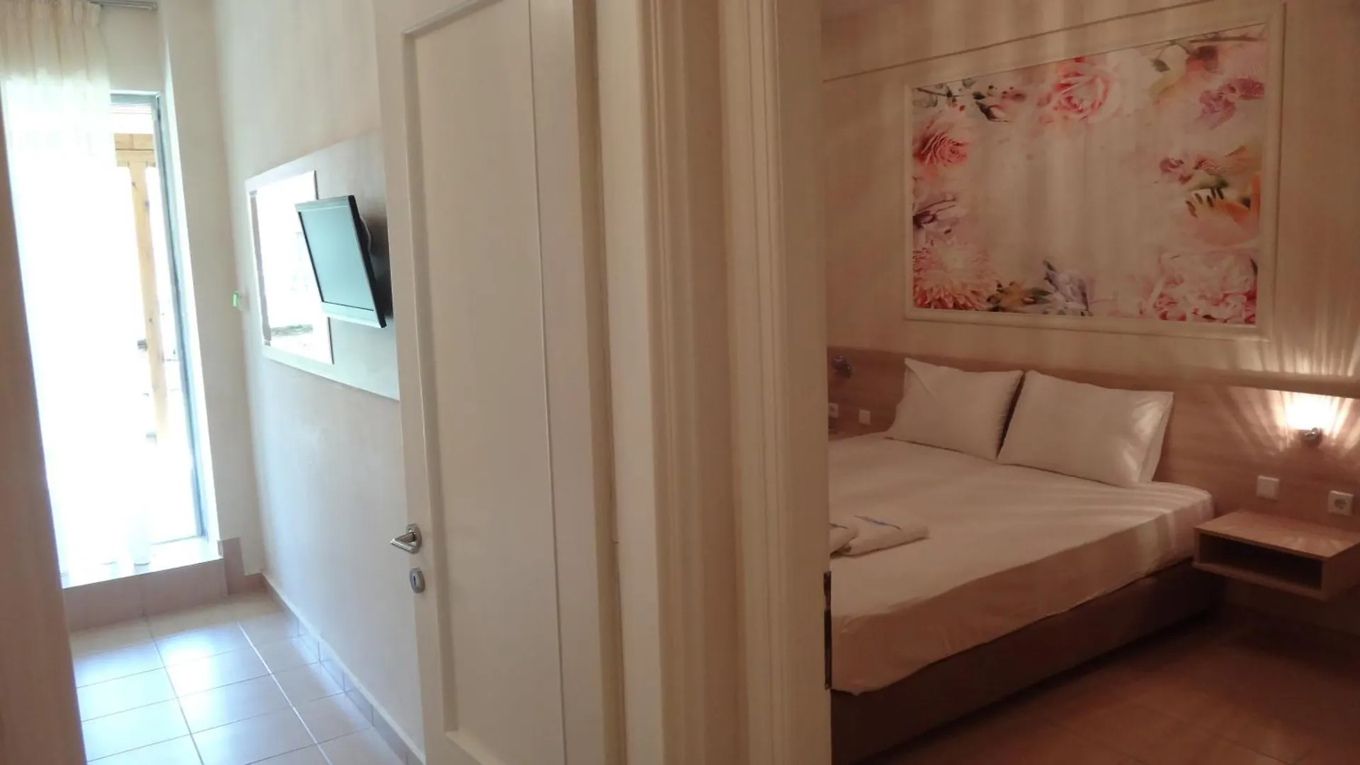 Leonidas Apartments And Suites Μόλα Καλύβα Ξενοδοχείο με διαμερίσματα